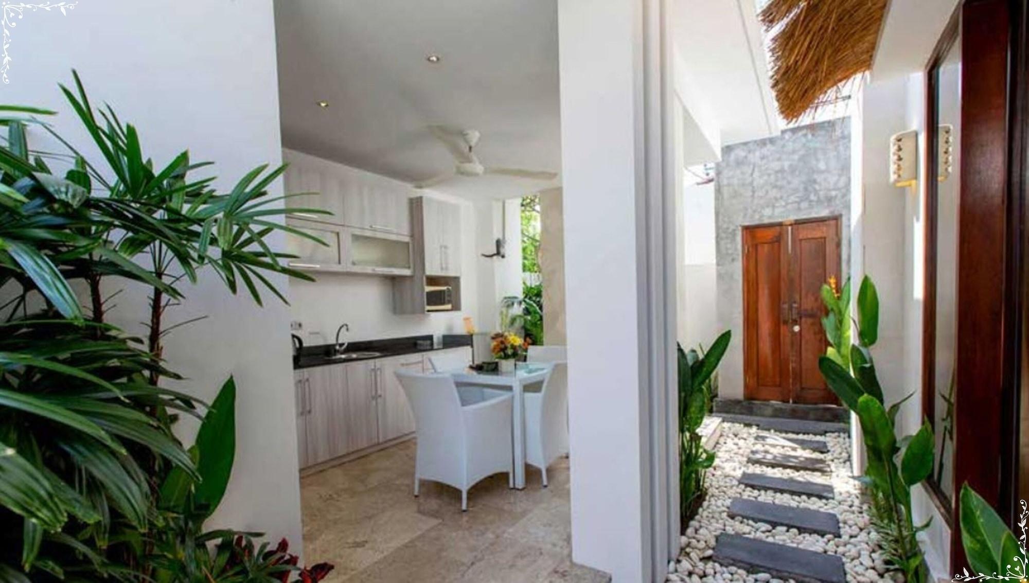 סמיניאק Jas Boutique Villas מראה חיצוני תמונה