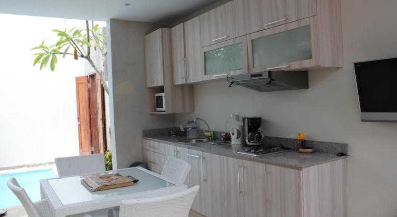 סמיניאק Jas Boutique Villas מראה חיצוני תמונה